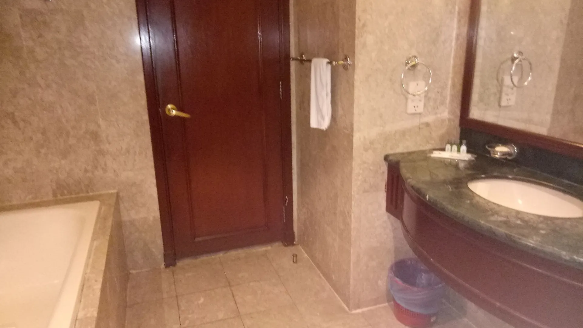 Real Point Suites At Times Square Kuala Lumpur Hotel