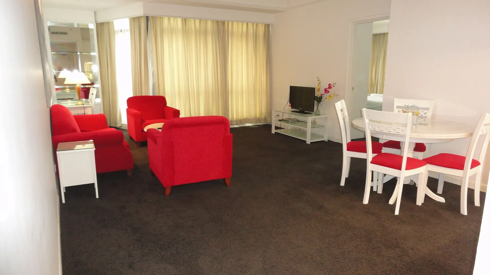 Real Point Suites At Times Square Kuala Lumpur Hotel